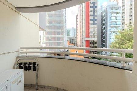 Apartamento para alugar com 40m², 1 quarto e 1 vaga Apartamento para alugar com 40m², 1 quarto e 1 vagaSacada