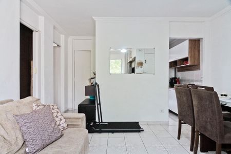 Apartamento à venda com 50m², 2 quartos e 1 vaga Apartamento à venda com 50m², 2 quartos e 1 vagaSala