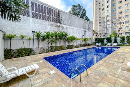 Apartamento à venda com 38m², 2 quartos e sem vagaÁrea comum - Piscina
