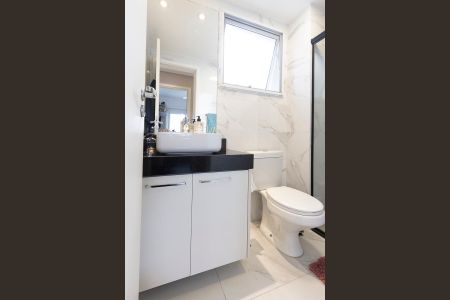 Apartamento à venda com 62m², 2 quartos e 1 vaga Apartamento à venda com 62m², 2 quartos e 1 vagaBanheiro