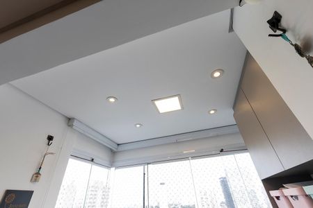 Apartamento à venda com 62m², 2 quartos e 1 vaga Apartamento à venda com 62m², 2 quartos e 1 vagaEscritório