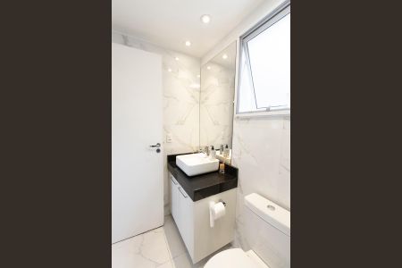 Apartamento à venda com 62m², 2 quartos e 1 vaga Apartamento à venda com 62m², 2 quartos e 1 vagaBanheiro