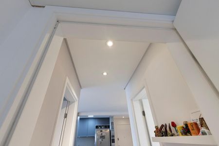 Apartamento à venda com 62m², 2 quartos e 1 vaga Apartamento à venda com 62m², 2 quartos e 1 vagaCorredor