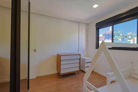 Apartamento à venda com 80m², 3 quartos e 2 vagasQuarto 2