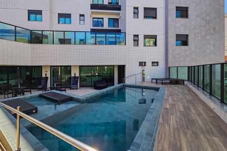 Apartamento à venda com 80m², 3 quartos e 2 vagasÁrea comum - Piscina