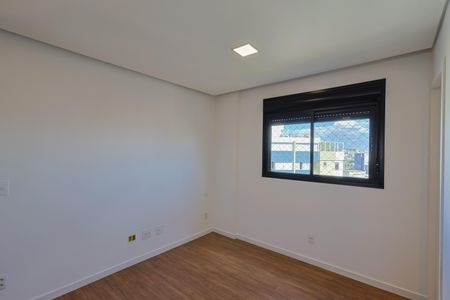 Apartamento à venda com 80m², 3 quartos e 2 vagasQuarto 3 - Suíte
