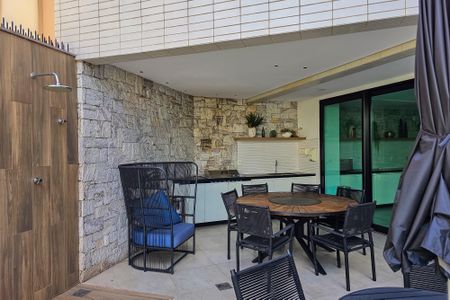 Apartamento à venda com 80m², 3 quartos e 2 vagasÁrea comum - Churrasqueira