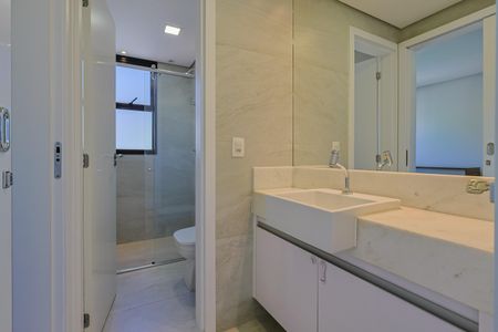 Apartamento à venda com 80m², 3 quartos e 2 vagasBanheiro dos Quartos 1 e 2