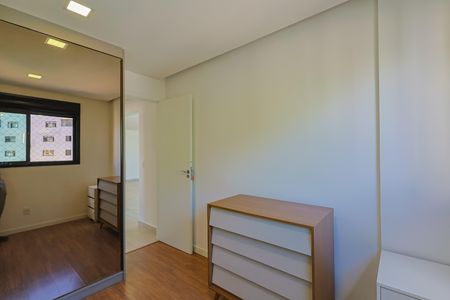 Apartamento à venda com 80m², 3 quartos e 2 vagasQuarto 2