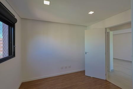 Apartamento à venda com 80m², 3 quartos e 2 vagasQuarto 1