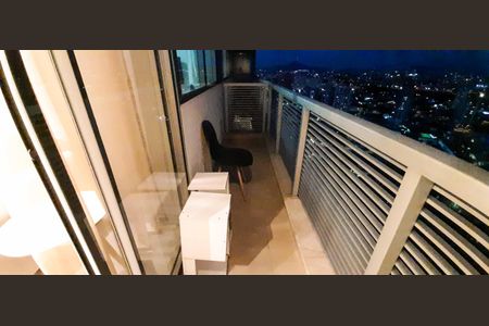 Apartamento à venda com 52m², 2 quartos e 1 vagaSacada