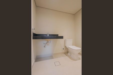 Apartamento à venda com 169m², 3 quartos e 2 vagasBanheiro da Suíte 2