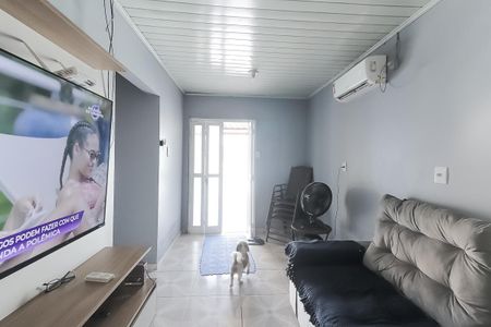 Casa à venda com 70m², 2 quartos e 1 vagaSala