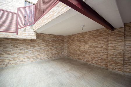 Casa à venda com 136m², 3 quartos e 1 vaga Casa à venda com 136m², 3 quartos e 1 vagaGaragem