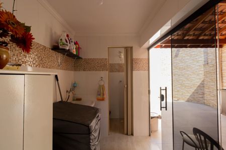 Casa à venda com 136m², 3 quartos e 1 vaga Casa à venda com 136m², 3 quartos e 1 vagaÁrea de Serviço