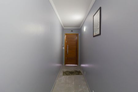 Casa à venda com 136m², 3 quartos e 1 vaga Casa à venda com 136m², 3 quartos e 1 vagaCorredor