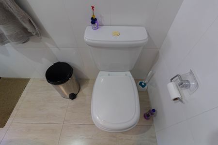 Casa à venda com 136m², 3 quartos e 1 vaga Casa à venda com 136m², 3 quartos e 1 vagaBanheiro