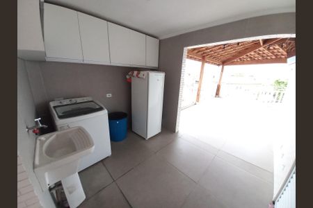 Casa para alugar com 126m², 3 quartos e 1 vagaÁrea de Serviço