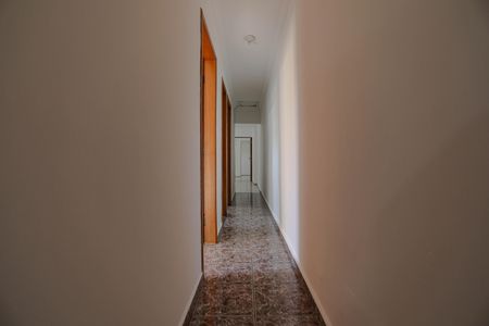 Casa para alugar com 133m², 3 quartos e 2 vagasCorredor