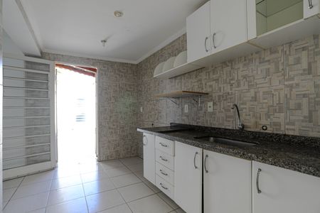 Casa para alugar com 133m², 3 quartos e 2 vagasCozinha
