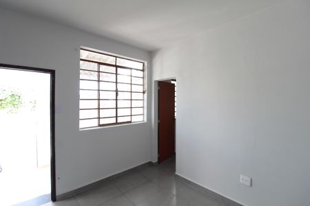 Casa para alugar com 300m², 3 quartos e 1 vagaSala
