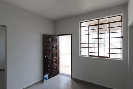 Casa para alugar com 300m², 3 quartos e 1 vagaSala