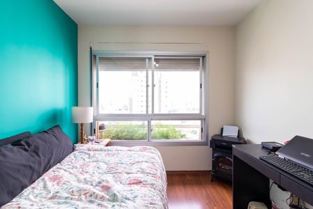 Apartamento à venda com 120m², 3 quartos e 2 vagas Apartamento à venda com 120m², 3 quartos e 2 vagasQuarto 2