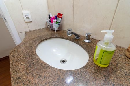 Apartamento à venda com 120m², 3 quartos e 2 vagas Apartamento à venda com 120m², 3 quartos e 2 vagasBanheiro 2