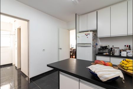Apartamento à venda com 120m², 3 quartos e 2 vagas Apartamento à venda com 120m², 3 quartos e 2 vagasCozinha