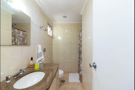 Apartamento à venda com 120m², 3 quartos e 2 vagas Apartamento à venda com 120m², 3 quartos e 2 vagasBanheiro 2