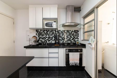 Apartamento à venda com 120m², 3 quartos e 2 vagas Apartamento à venda com 120m², 3 quartos e 2 vagasCozinha