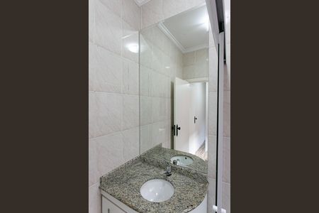 Casa à venda com 154m², 3 quartos e 4 vagas Casa à venda com 154m², 3 quartos e 4 vagasBanheiro da Suíte 2
