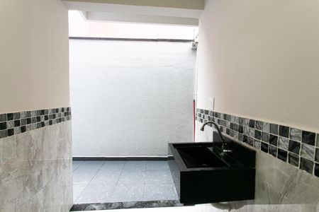 Casa à venda com 154m², 3 quartos e 4 vagas Casa à venda com 154m², 3 quartos e 4 vagasÁrea de Serviço