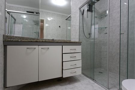 Casa à venda com 154m², 3 quartos e 4 vagas Casa à venda com 154m², 3 quartos e 4 vagasBanheiro da Suíte 1