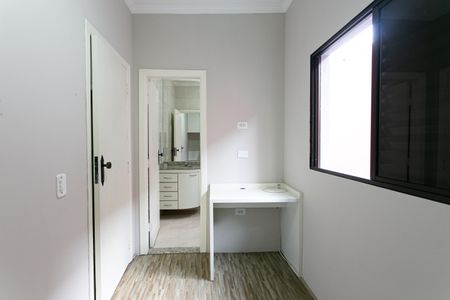 Casa à venda com 154m², 3 quartos e 4 vagas Casa à venda com 154m², 3 quartos e 4 vagasSuíte 2