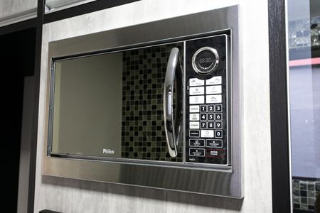 Casa à venda com 154m², 3 quartos e 4 vagas Casa à venda com 154m², 3 quartos e 4 vagasCozinha - Microondas