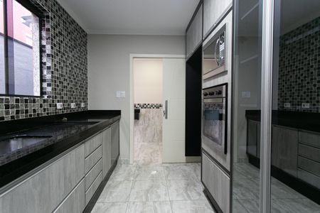 Casa à venda com 154m², 3 quartos e 4 vagas Casa à venda com 154m², 3 quartos e 4 vagasCozinha
