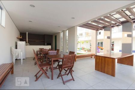 Apartamento à venda com 65m², 2 quartos e 1 vagaÁrea comum - Churrasqueira