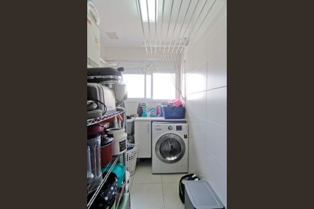 Apartamento à venda com 65m², 2 quartos e 1 vagaÁrea de Serviço