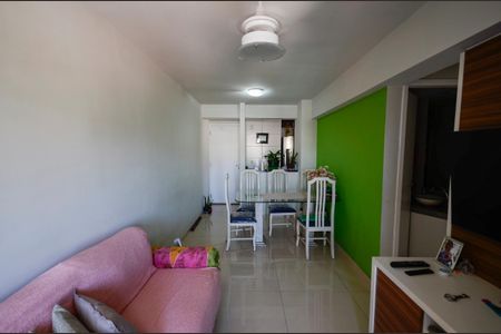 Apartamento à venda com 62m², 3 quartos e 1 vaga Apartamento à venda com 62m², 3 quartos e 1 vagaSala