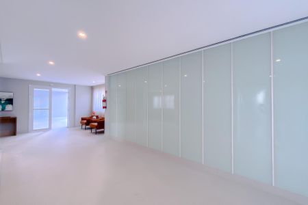 Apartamento à venda com 45m², 2 quartos e sem vagaÁrea comum