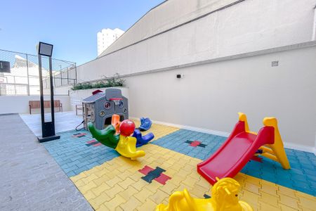 Apartamento à venda com 45m², 2 quartos e sem vagaÁrea comum - Playground