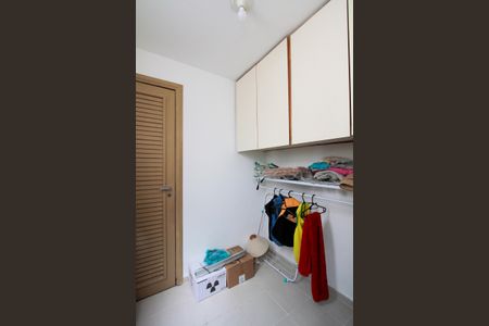 Apartamento à venda com 156m², 3 quartos e 3 vagasQuarto de Serviço