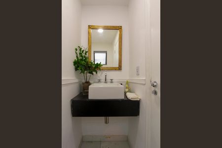 Apartamento à venda com 156m², 3 quartos e 3 vagasLavabo