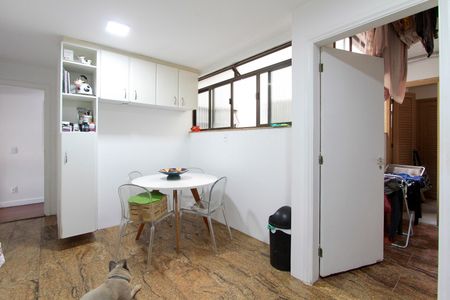 Apartamento à venda com 156m², 3 quartos e 3 vagasCozinha