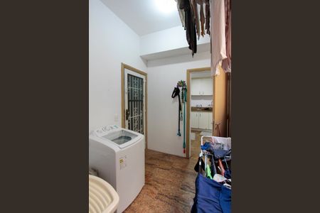 Apartamento à venda com 156m², 3 quartos e 3 vagasÁrea de Serviço