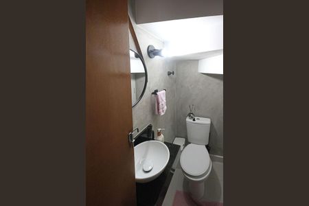 Casa de condomínio à venda com 76m², 2 quartos e 1 vagaLavabo