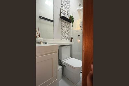 Casa de condomínio à venda com 76m², 2 quartos e 1 vagaBanheiro Social