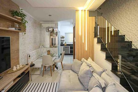 Casa de condomínio à venda com 76m², 2 quartos e 1 vagaSala