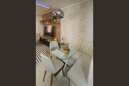 Casa de condomínio à venda com 76m², 2 quartos e 1 vagaSala de Jantar